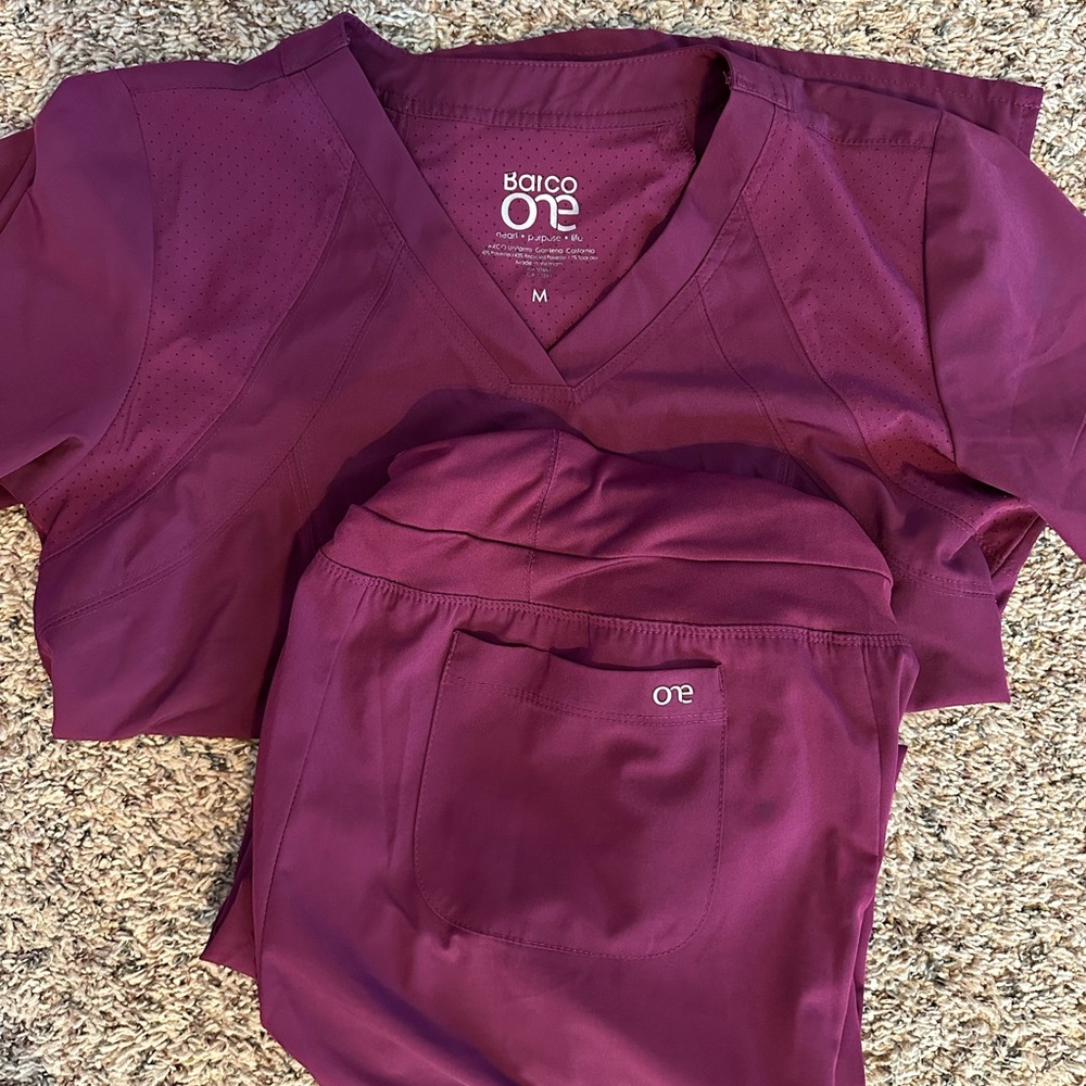 Barco One scrubs. Worn only a few times